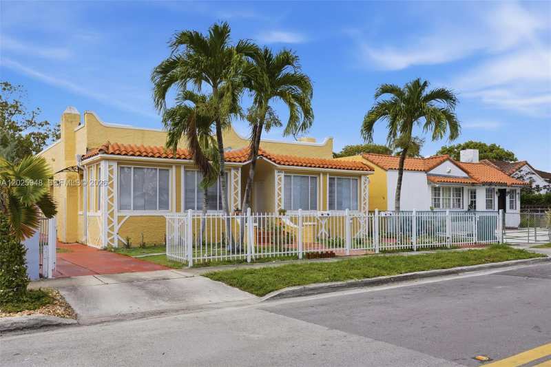 1745 SW 17th St # 2, Miami FL 33145