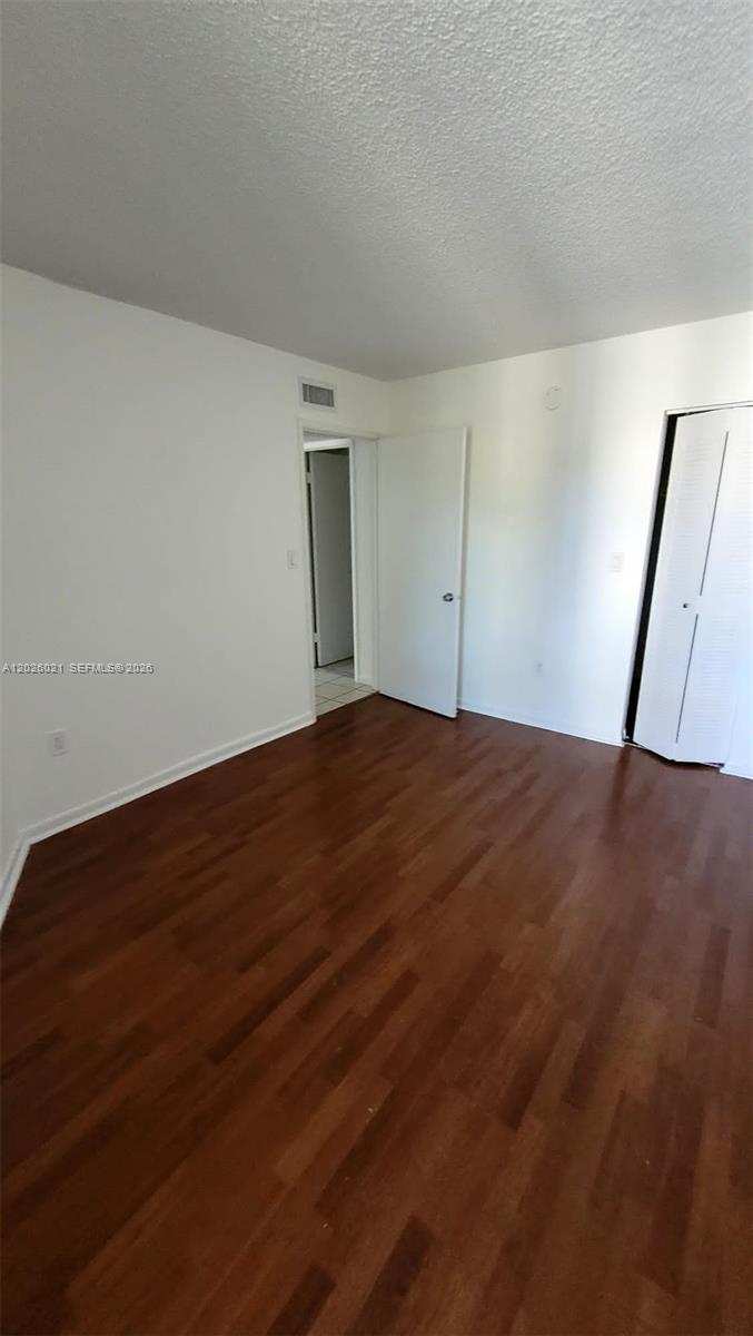 6995 NW 186th St # E301, Hialeah FL 33015
