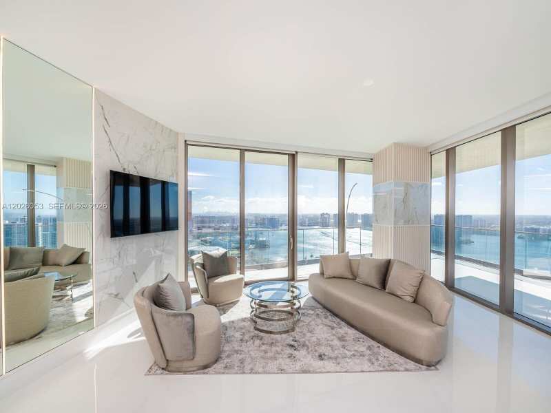 18975 Collins Ave # 3105, Sunny Isles Beach FL 33160