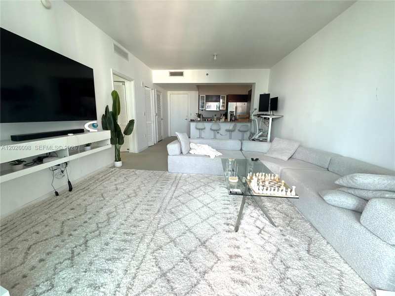 951 Brickell Ave # 3703, Miami FL 33131