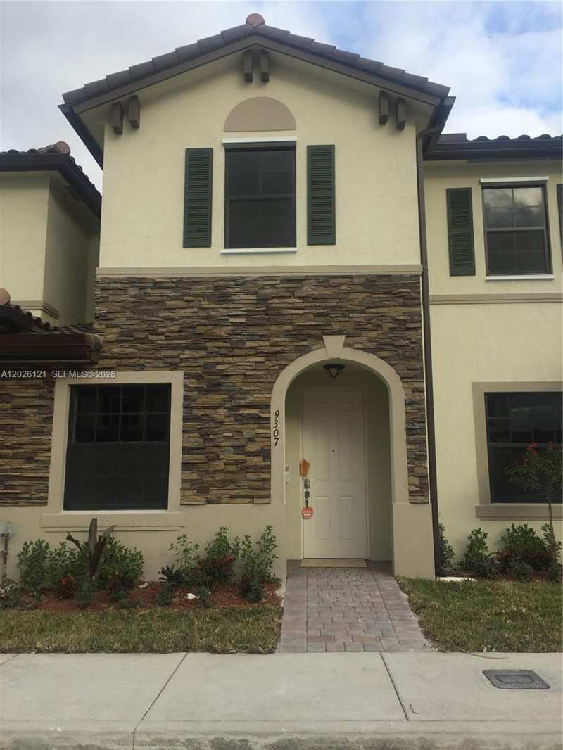 9307 W 33rd Way, Hialeah FL 33018