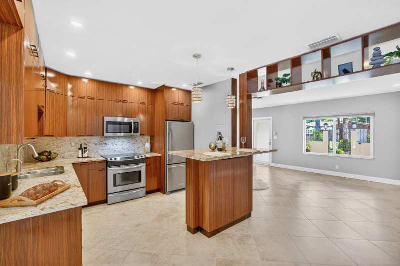 1426 NE 17th Avenue, Fort Lauderdale FL 33304