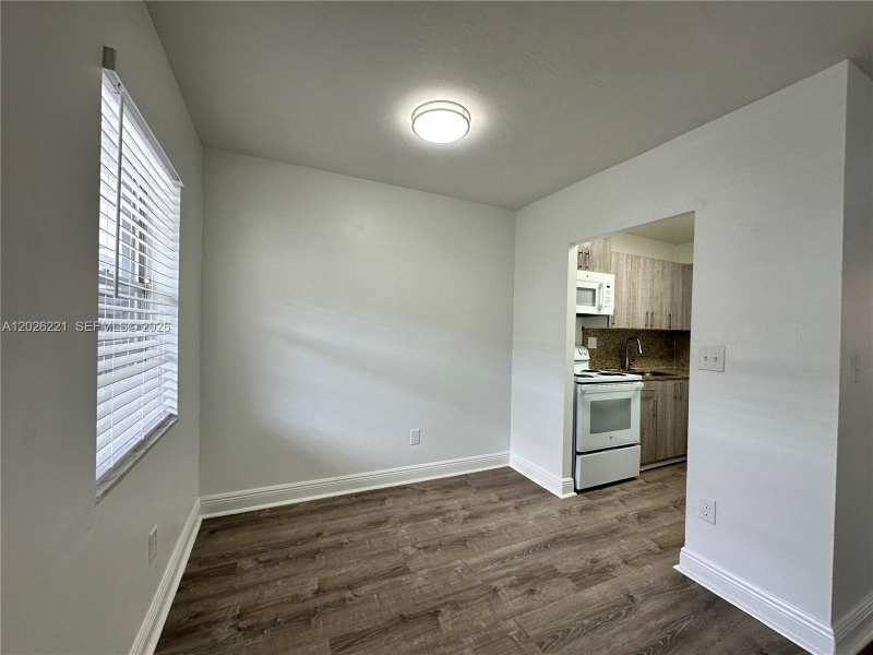 2910 Pierce St # 209, Hollywood FL 33020
