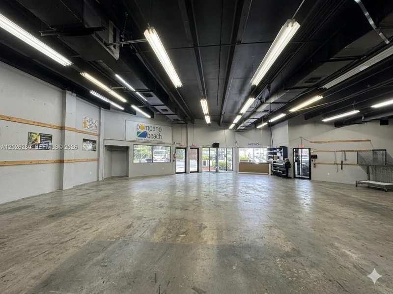 590 SW 9th Ter # 11, Pompano Beach FL 33069