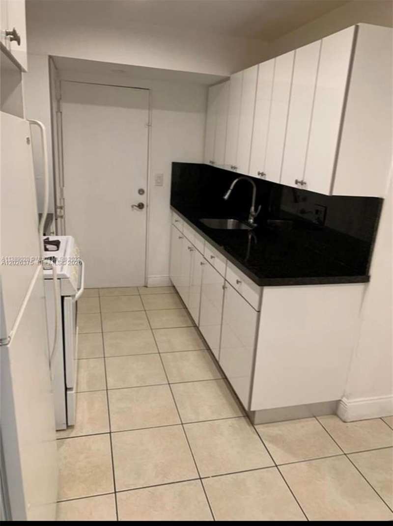 18101 NW 68th Ave # D202, Hialeah FL 33015