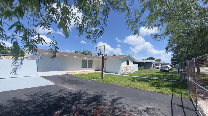 20520 SW 117th Ave # 0, Miami FL 33177