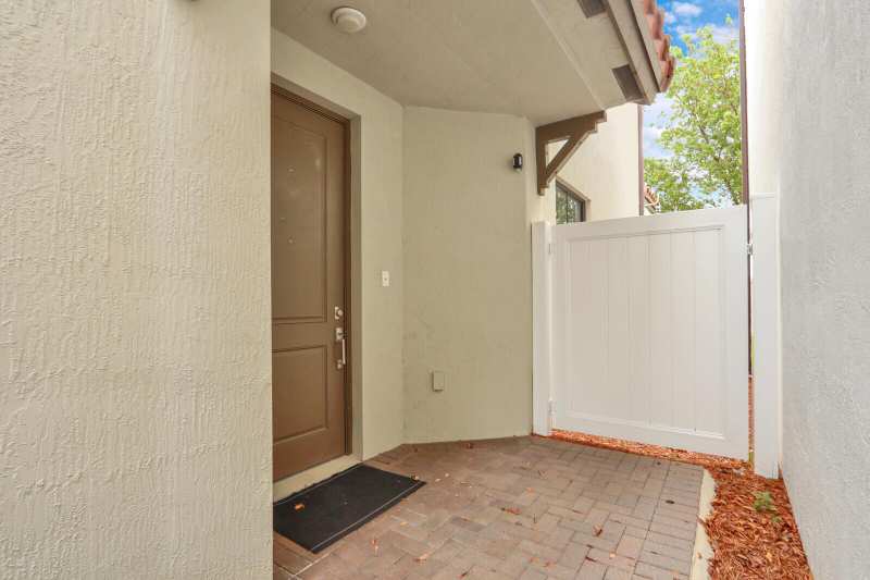 4008 Sequoia Place, Riviera Beach FL 33410