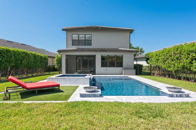 4688 E Pinehurst Trl Trail E, Oakland Park FL 33309