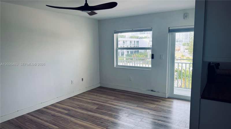363 Washington Ave # 52, Miami Beach FL 33139