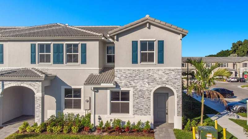 1716 SE 26th Rd # 1716, Homestead FL 33035