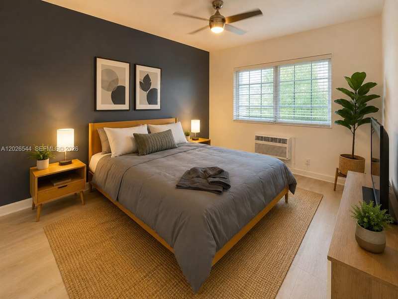 836 10th St # 7, Miami Beach FL 33139