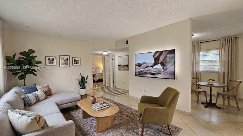 1235 NW 6th St # 3, Miami FL 33125