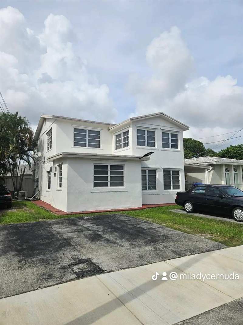 3431 SW 4th St # 1, Miami FL 33135