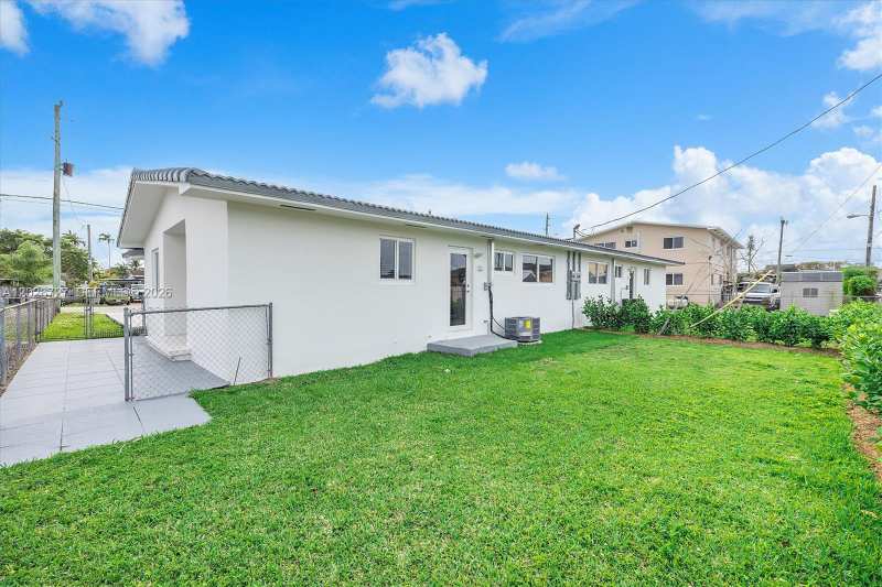 3820 SW 92nd Ave # 3820, Miami FL 33165