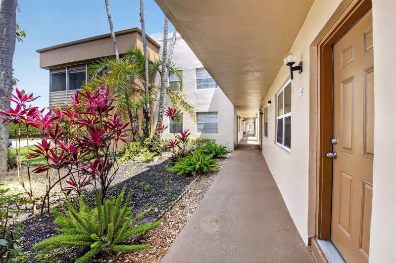 14 Flanders # A, Delray Beach FL 33484