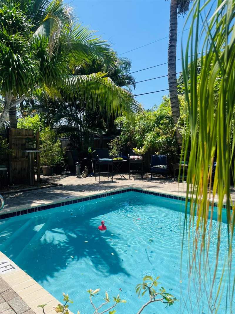 590 NW 40th Court, Oakland Park FL 33309