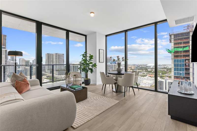 20 NE 11th St # 2910, Miami FL 33132