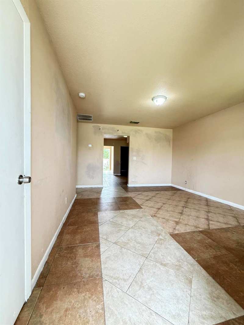 3243 Grove Road, Boynton Beach FL 33435