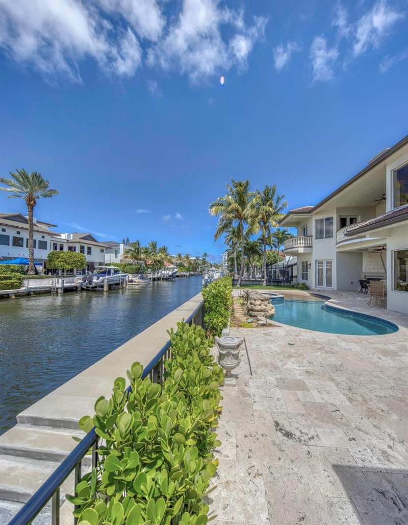 945 Cypress Drive, Delray Beach FL 33483