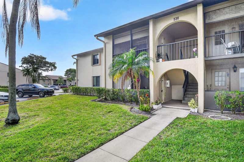 536 Shady Pine Way # A2, FL 33415
