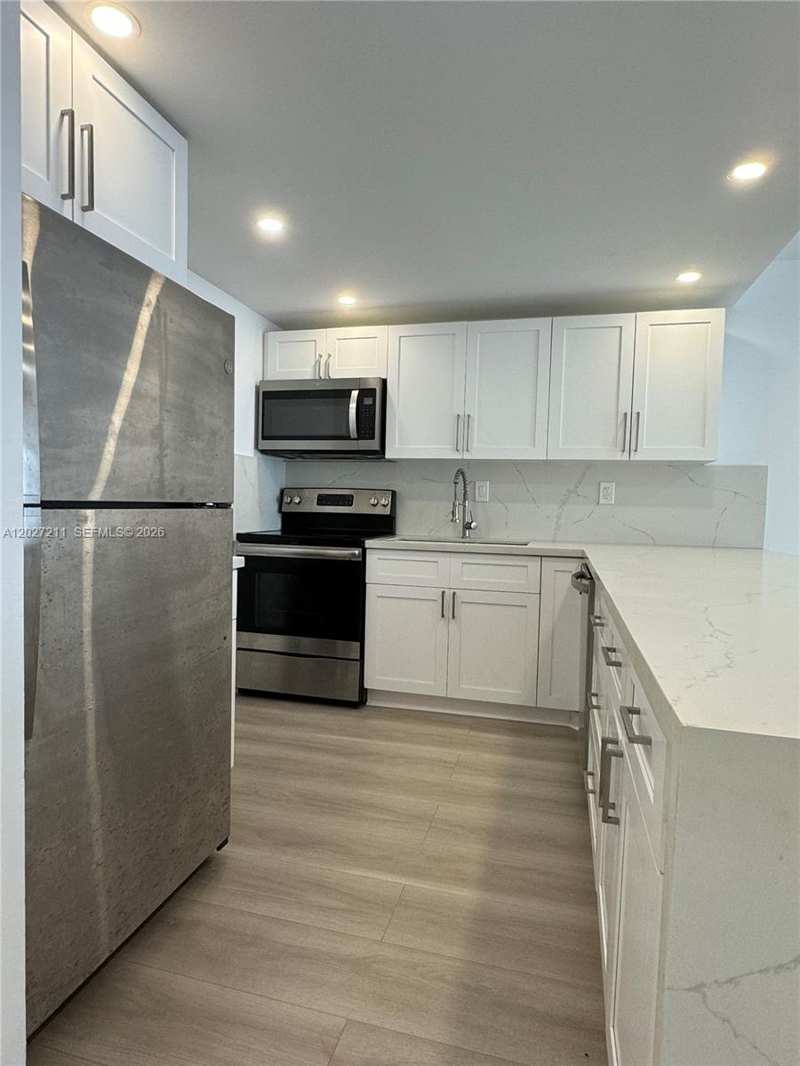 16710 NE 9th Ave # 409, North Miami Beach FL 33162