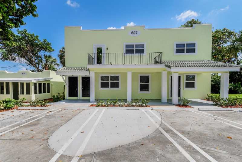 627 Bunker Road, West Palm Beach FL 33405
