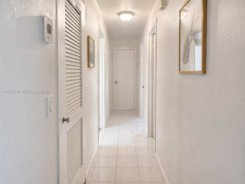 901 NE 2nd St, Hallandale Beach FL 33009