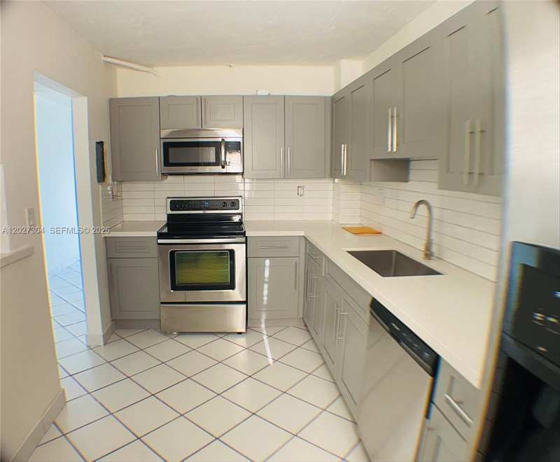 12590 NE 16th Ave # 610, North Miami FL 33161