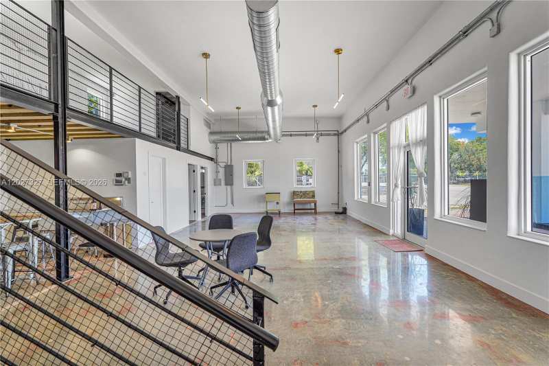 798 NW 62nd St, Miami FL 33150