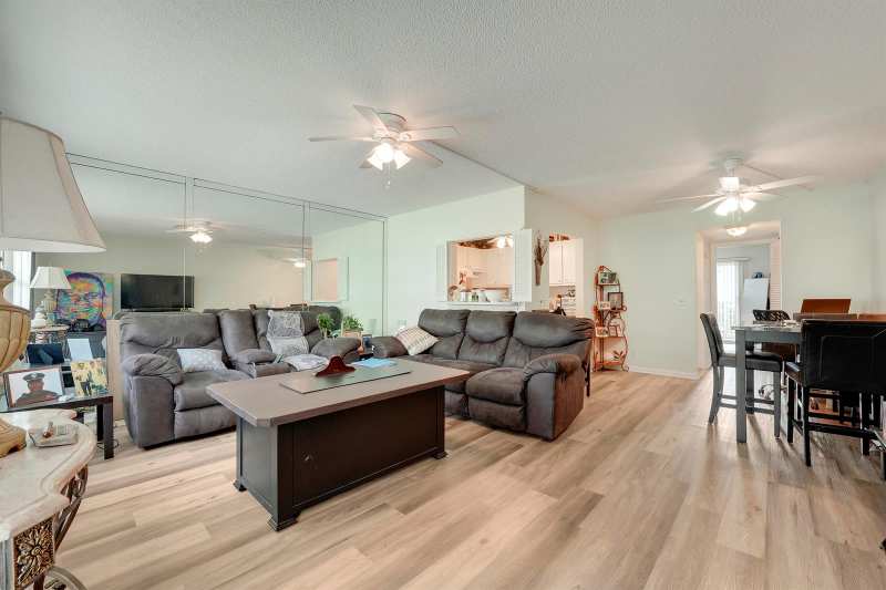 146 Mansfield D, Boca Raton FL 33434