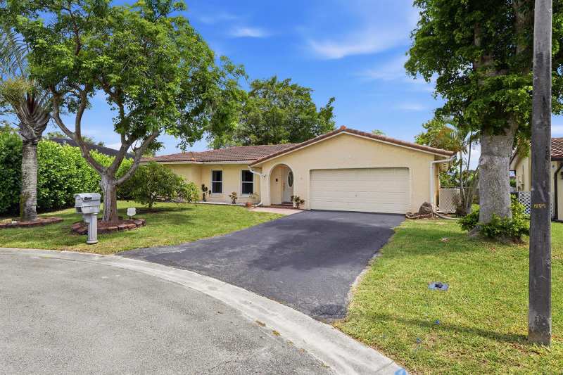 11748 NW 28th Street, Coral Springs FL 33065