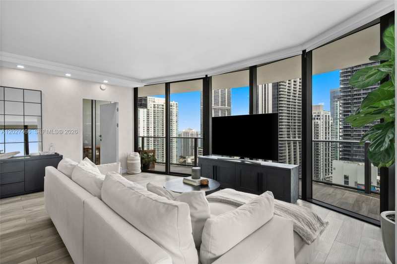 801 S Miami Ave # 2901, Miami FL 33130