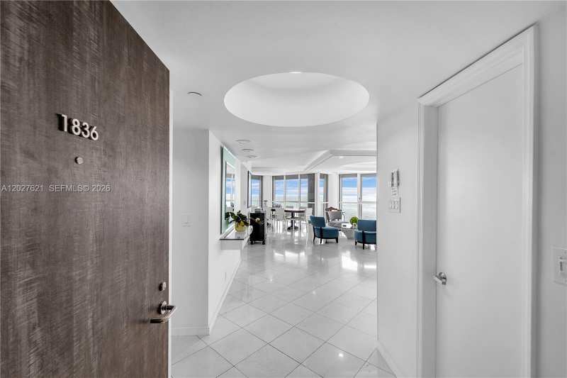 16485 Collins Ave # 1836, Sunny Isles Beach FL 33160