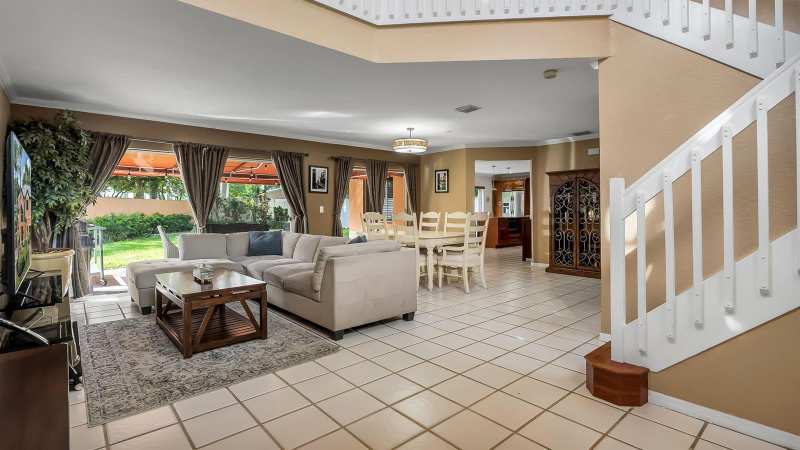 2510 Rampart Way S, Hollywood FL 33026