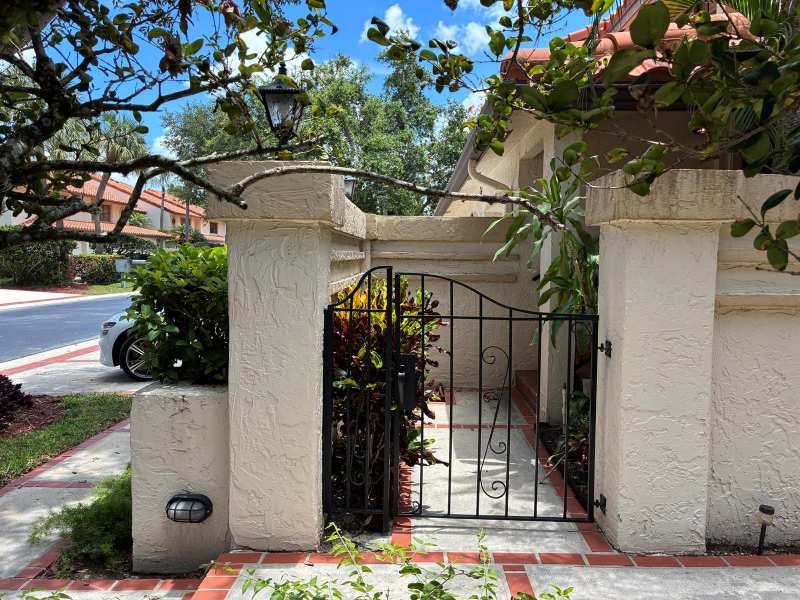 7895 La Mirada Drive, Boca Raton FL 33433