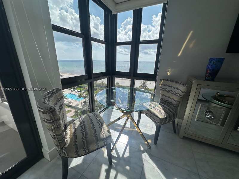 2555 Collins Ave # 1400, Miami Beach FL 33140