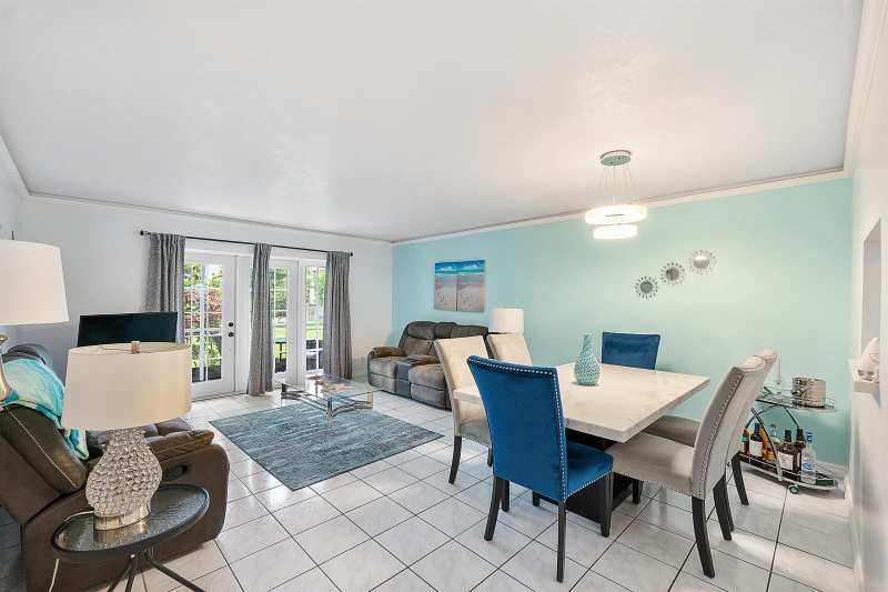 219 NE 14th Avenue # 107, Hallandale Beach FL 33009