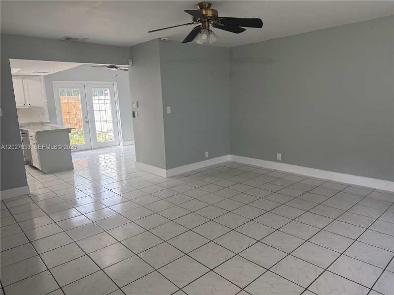 7926 Kimberly Blvd # 202, North Lauderdale FL 33068