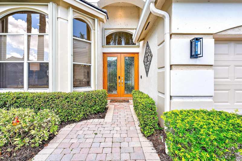10820 Grande Boulevard, West Palm Beach FL 33412