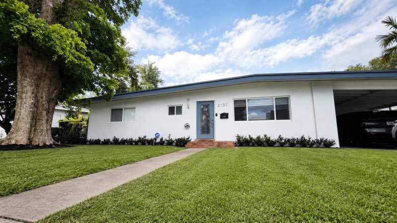 2130 NE 191st Drive, North Miami Beach FL 33179