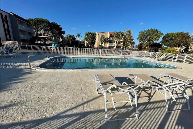 4800 NW 79th Ave # 208, Doral FL 33166