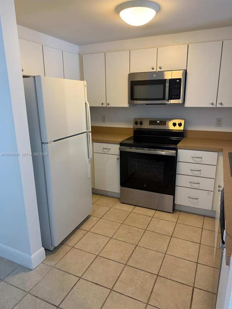 1250 S Miami Ave # 1412, Miami FL 33130