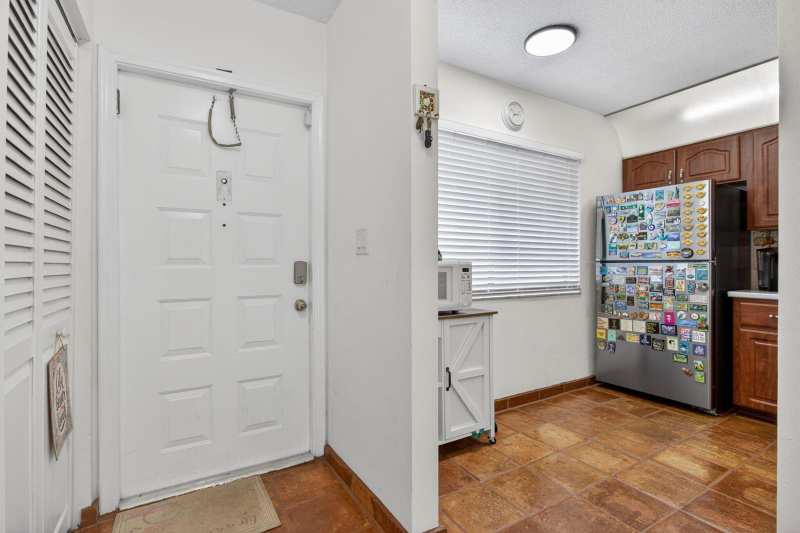 172 W Laurel Drive # 1102, Margate FL 33063