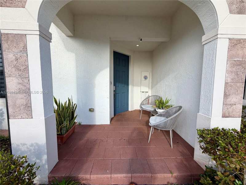 11445 W 33rd Ln, Hialeah FL 33018