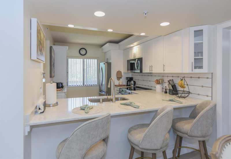 901 Seafarer Circle # 302, Jupiter FL 33477