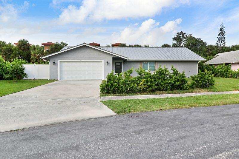 615 NE 15th Place, Boynton Beach FL 33435