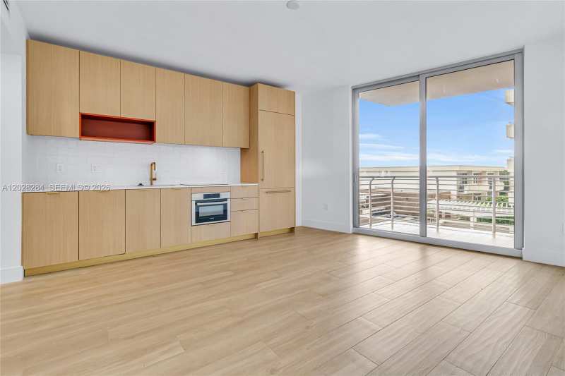 90 NE 32 # 714, Miami FL 33127