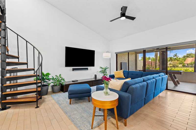 305 SW 28th Avenue, Delray Beach FL 33445