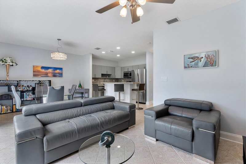 12941 SW 29th St, Miramar FL 33027