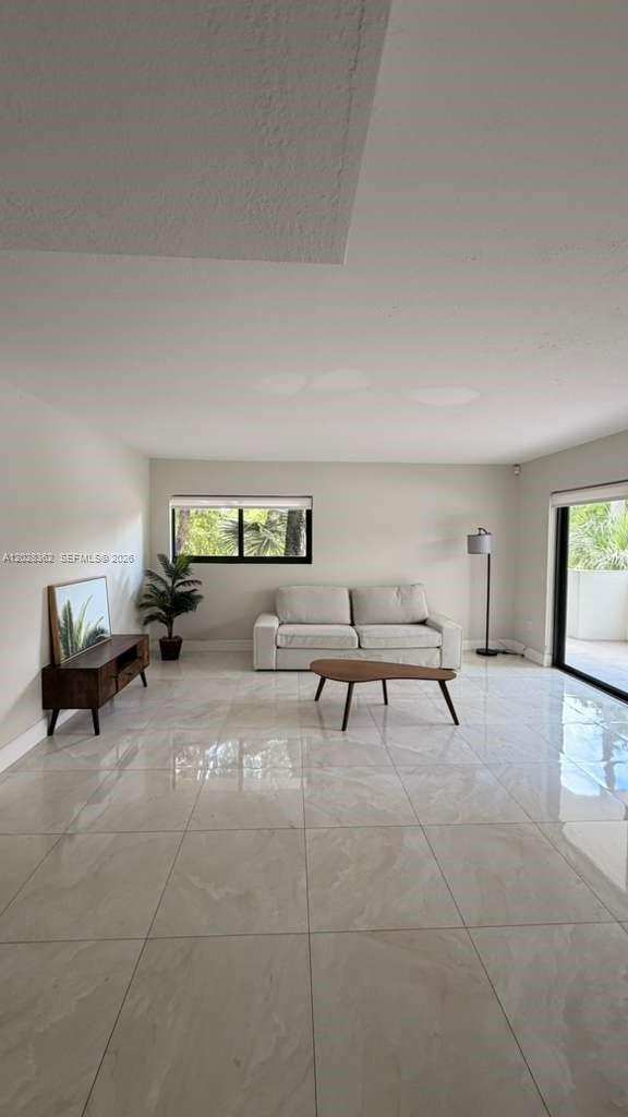 800 S Dixie Hwy 203 Hwy # 203, Coral Gables FL 33146